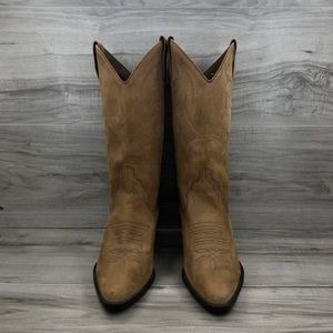 Nine West Women boots 7 1/2 Prairie 2 Tan Nubuck Leather Western Cowboy Pull-on